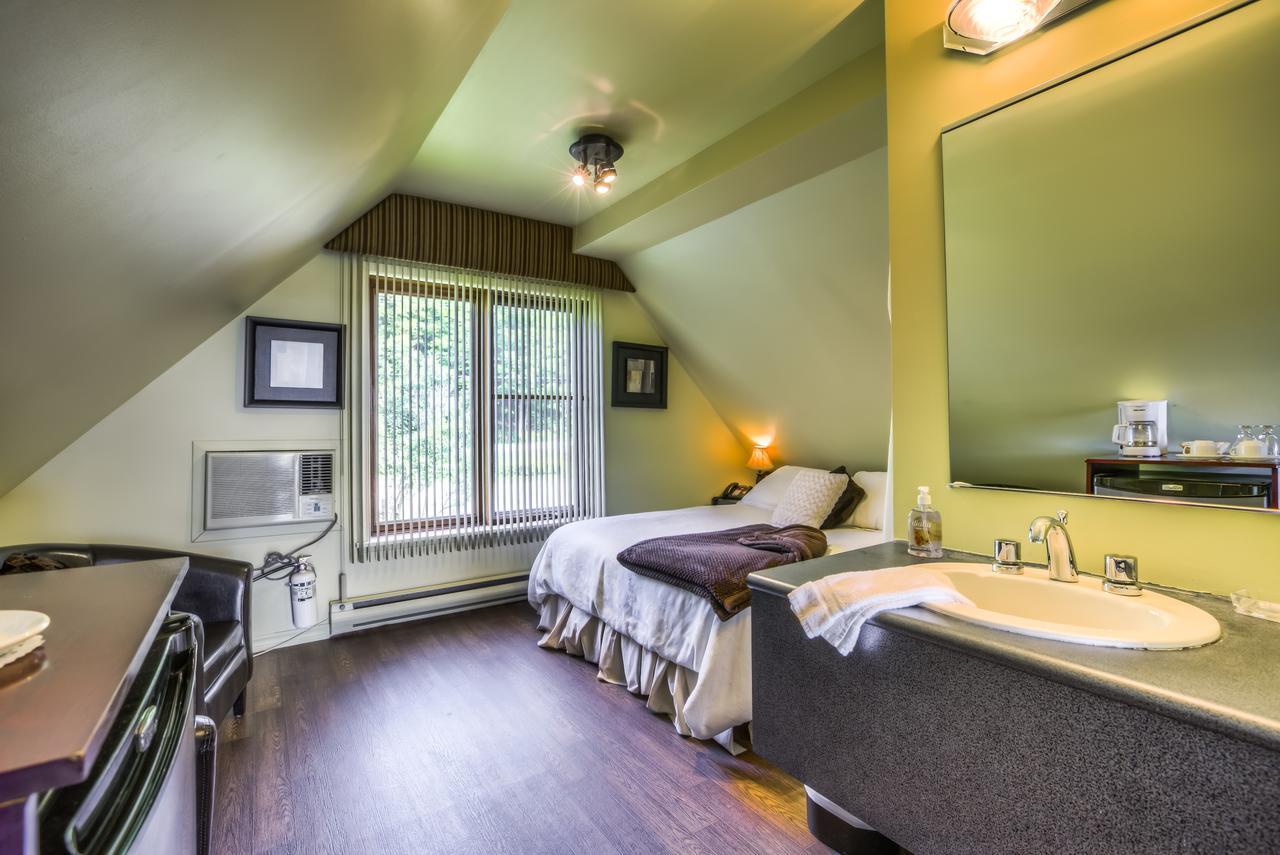 Auberge Baker Chateau Richer Екстер'єр фото